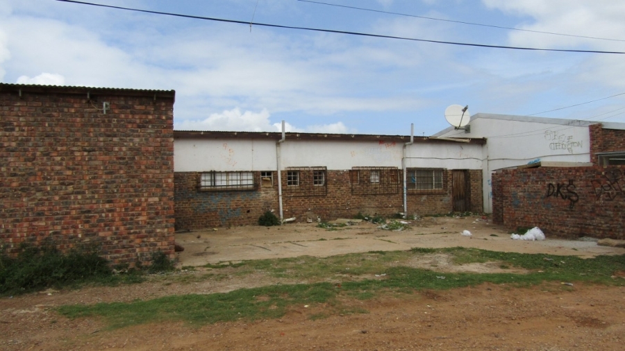 Commercial Property for Sale in Kruisfontein Eastern Cape